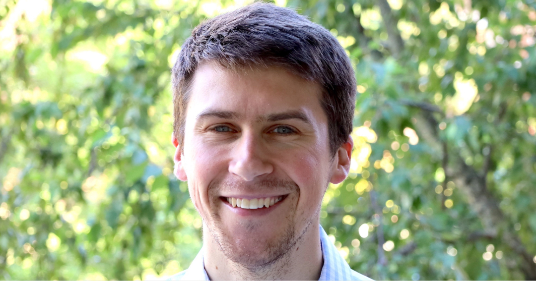 A photo of Dr. Erik Bates